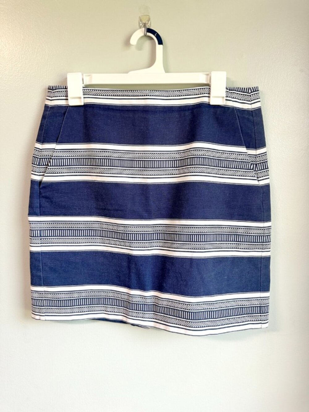 Nautica Navy Blue White Textured Striped Cotton pencil Skirt 8